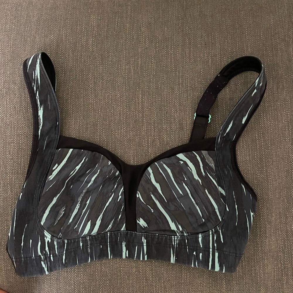 Lululemon sports bra, size 34C